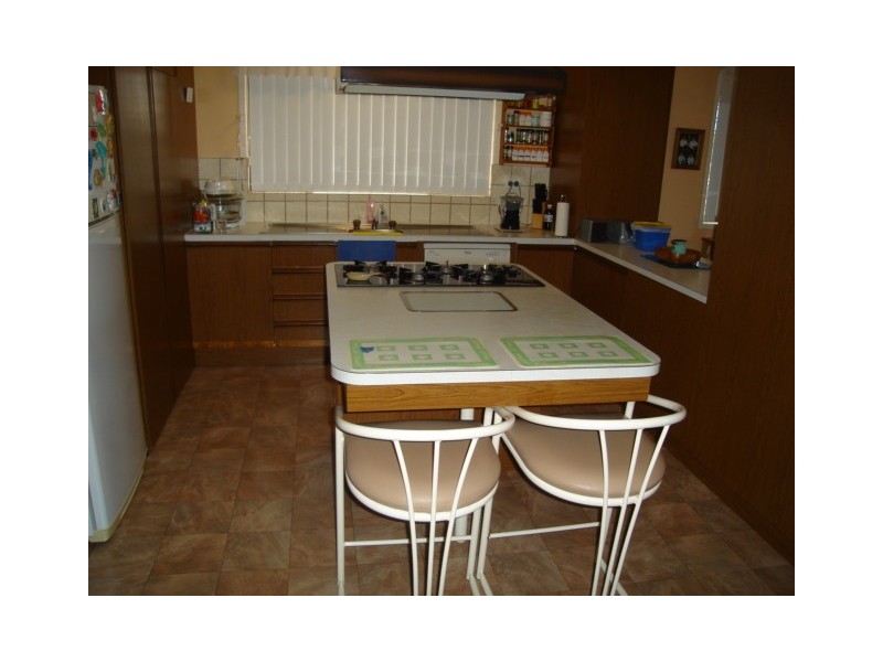 51 Hunter St, Burnett Heads QLD 4670