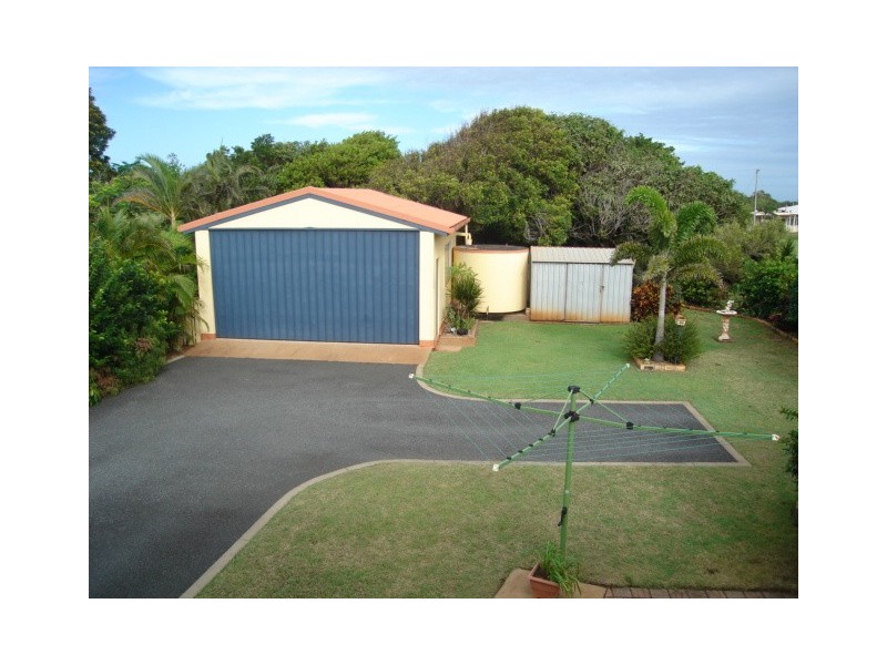 51 Hunter St, Burnett Heads QLD 4670