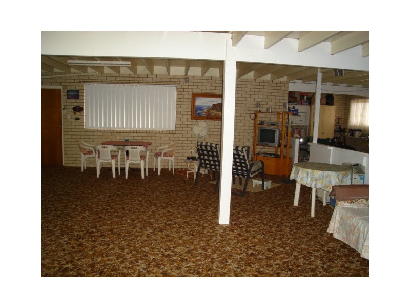 51 Hunter St, Burnett Heads QLD 4670