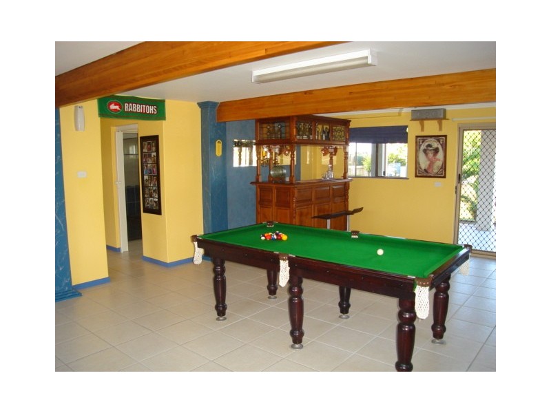 57 Nielson Avenue, Burnett Heads QLD 4670