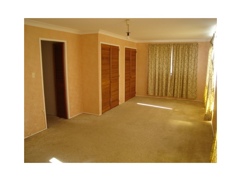 24 Harbour Esplanade, Burnett Heads QLD 4670