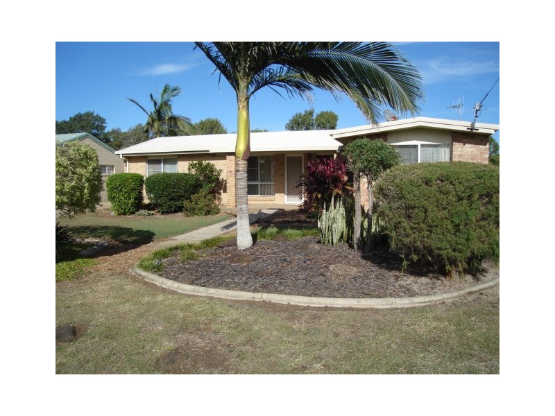 33 Shell Street, Burnett Heads QLD 4670