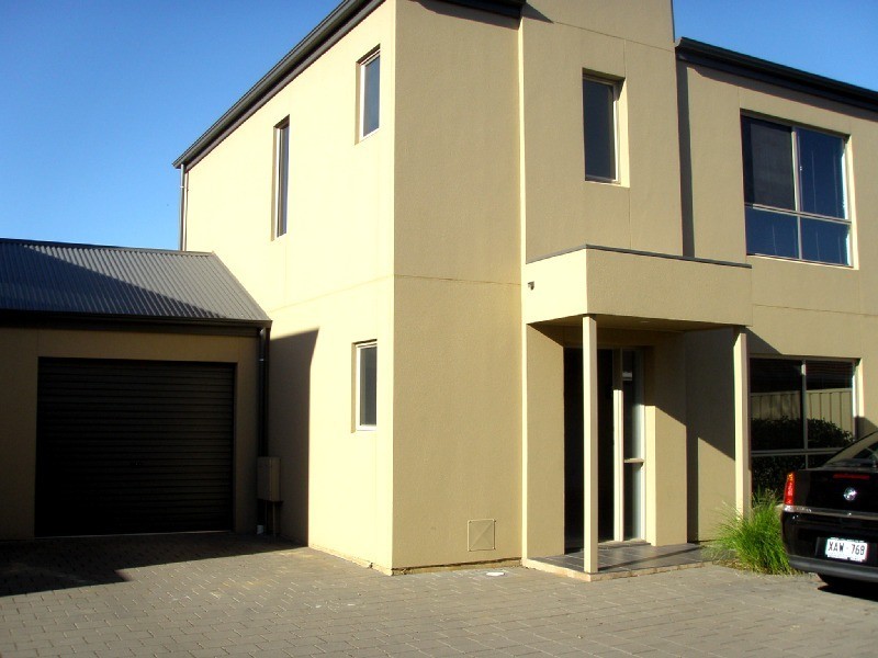 4/5-7 Rosette Avenue, Para Hills West SA 5096