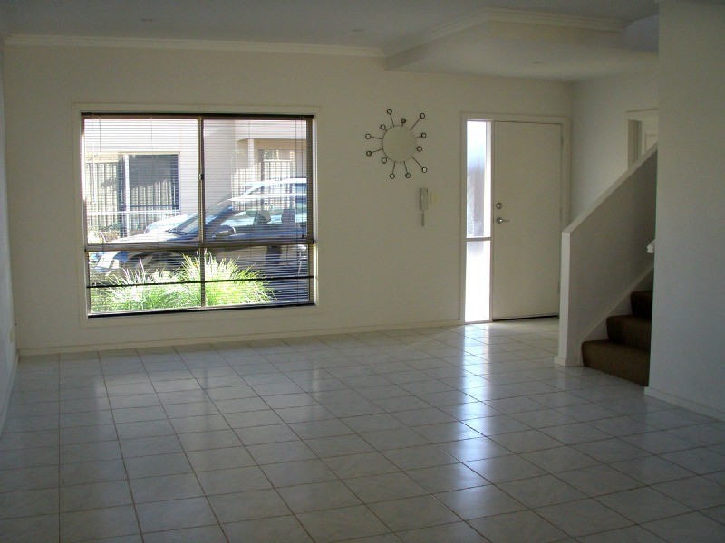 4/5-7 Rosette Avenue, Para Hills West SA 5096