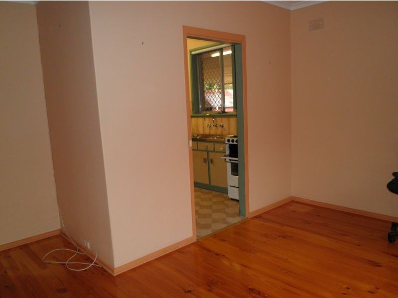 4 Glengyle Avenue, Modbury SA 5092