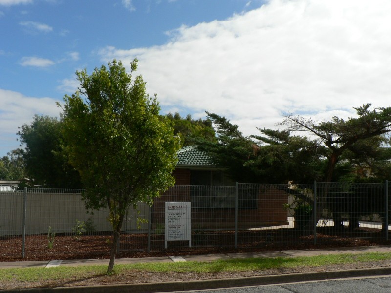 5 Woodlands Road, Elizabeth Downs SA 5113