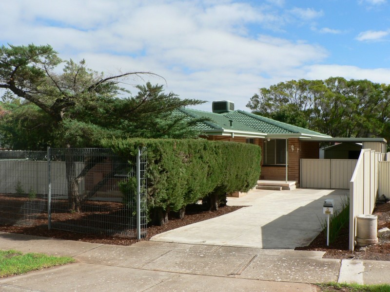 5 Woodlands Road, Elizabeth Downs SA 5113