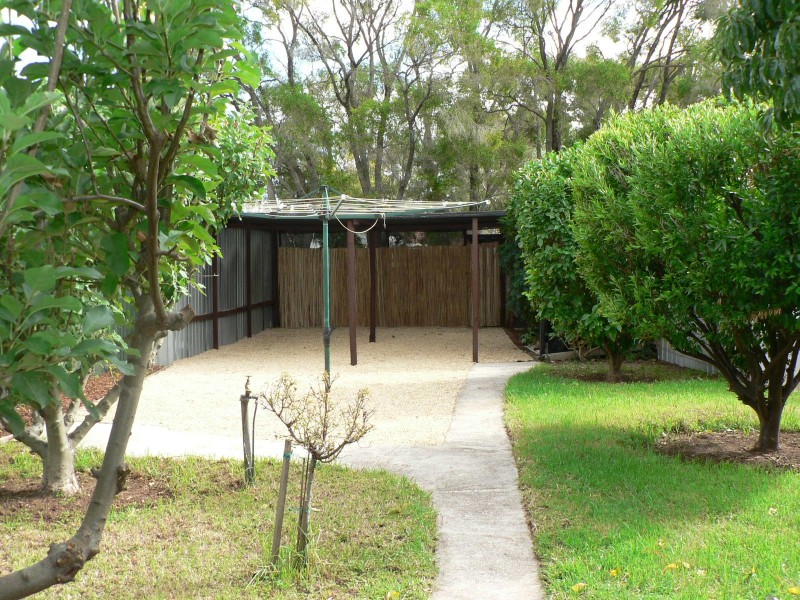 5 Woodlands Road, Elizabeth Downs SA 5113