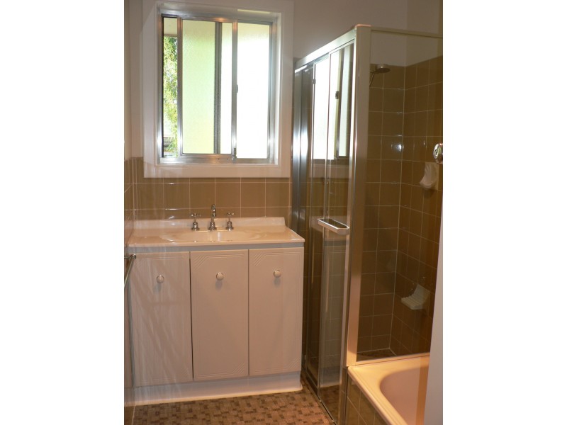 5 Woodlands Road, Elizabeth Downs SA 5113