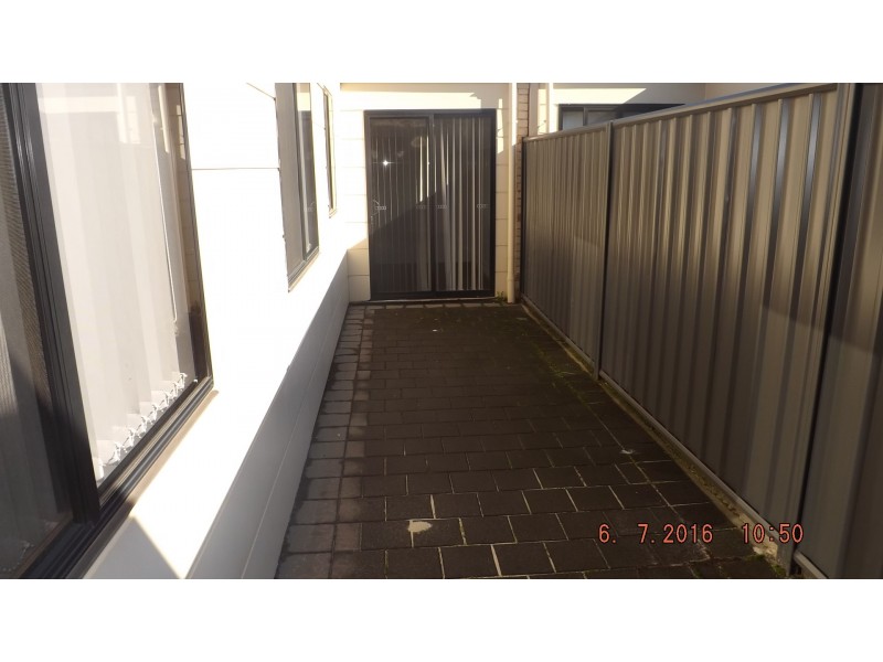 77 Reisling Cres, Andrews Farm SA 5114