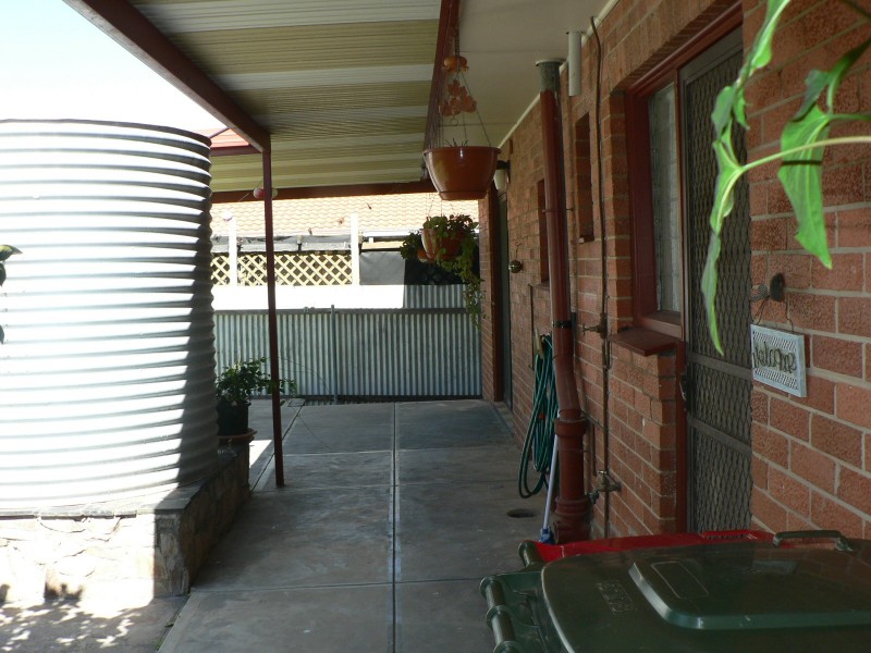 15 Leane Avenue, Ridgehaven SA 5097