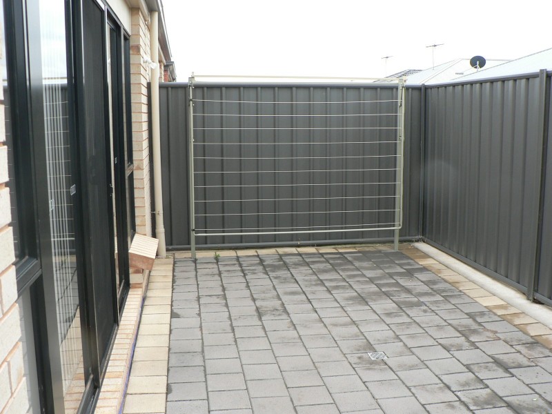 77 Riesling Crescent, Andrews Farm SA 5114