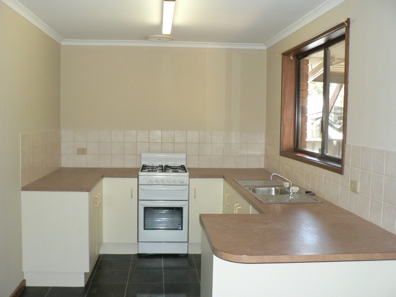 39 Caulfield Cres, Paralowie SA 5108