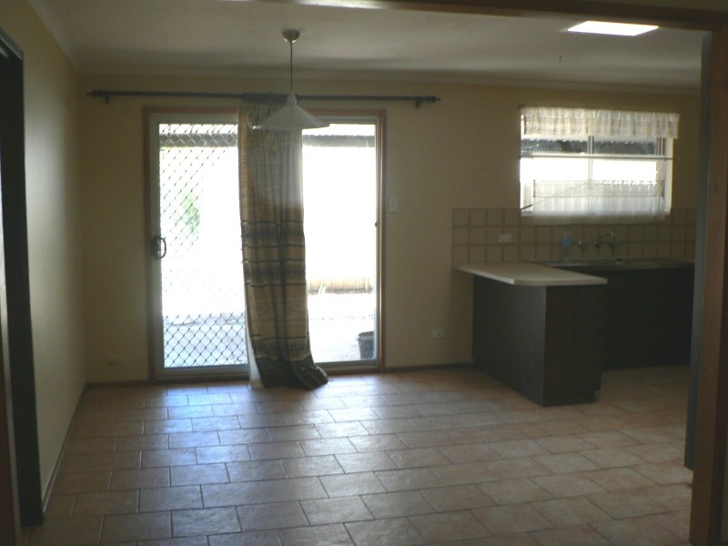 3 President Avenue, Andrews Farm SA 5114