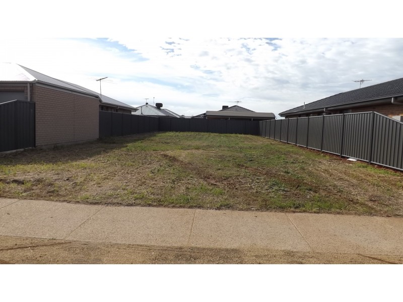 35 Petherton Road, Andrews Farm SA 5114