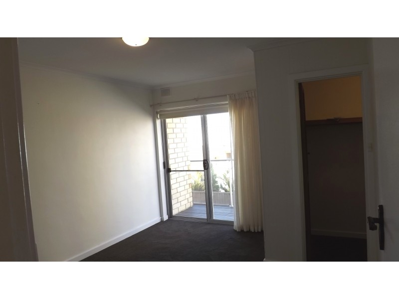 2/1 South Street, Munno Para West SA 5115