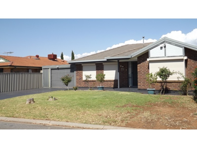 26 Sterling Court, Smithfield Plains SA 5114