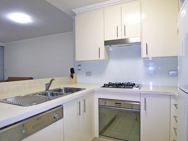 13 Herbert St, St Leonards NSW 2065