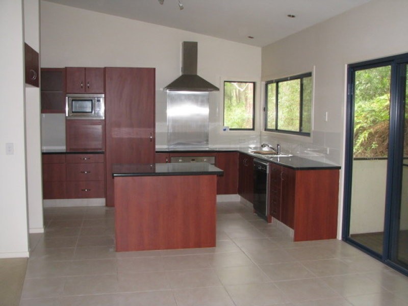 25 Akoonah, Beechmont QLD 4211