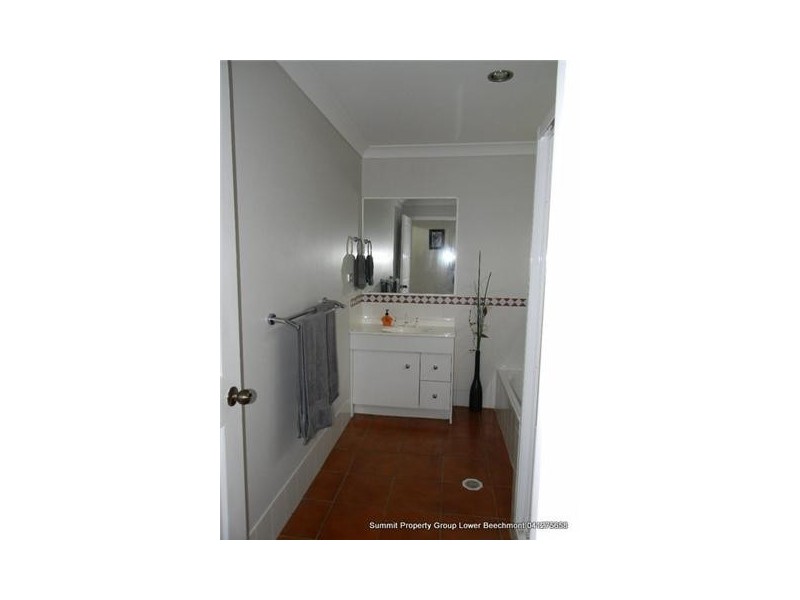 160 North Road, Lower Beechmont QLD 4211