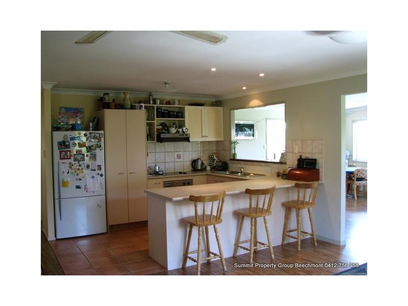 4-6 Doomben Court, Beechmont QLD 4211