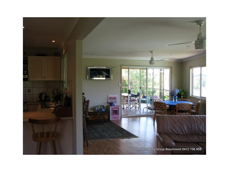 4-6 Doomben Court, Beechmont QLD 4211