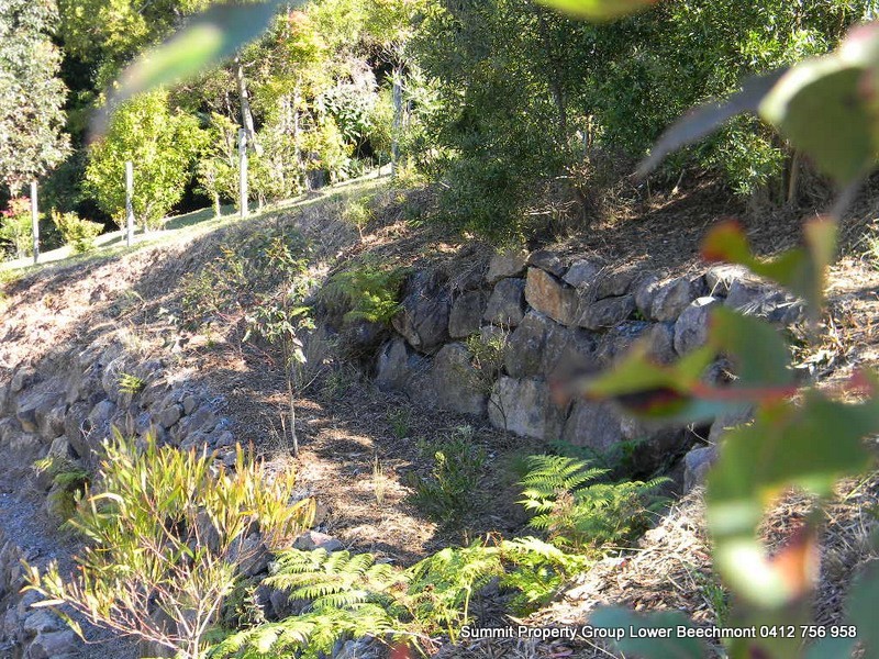 16 Hellfire Pass, Lower Beechmont QLD 4211