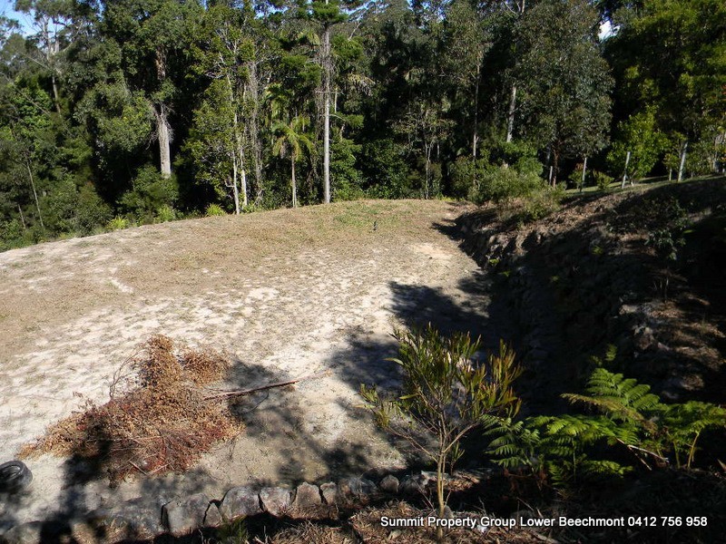 16 Hellfire Pass, Lower Beechmont QLD 4211