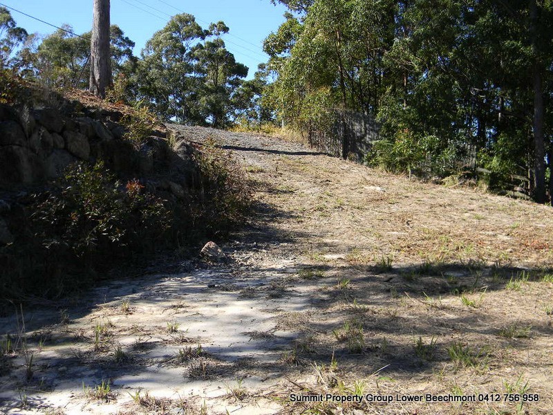 16 Hellfire Pass, Lower Beechmont QLD 4211