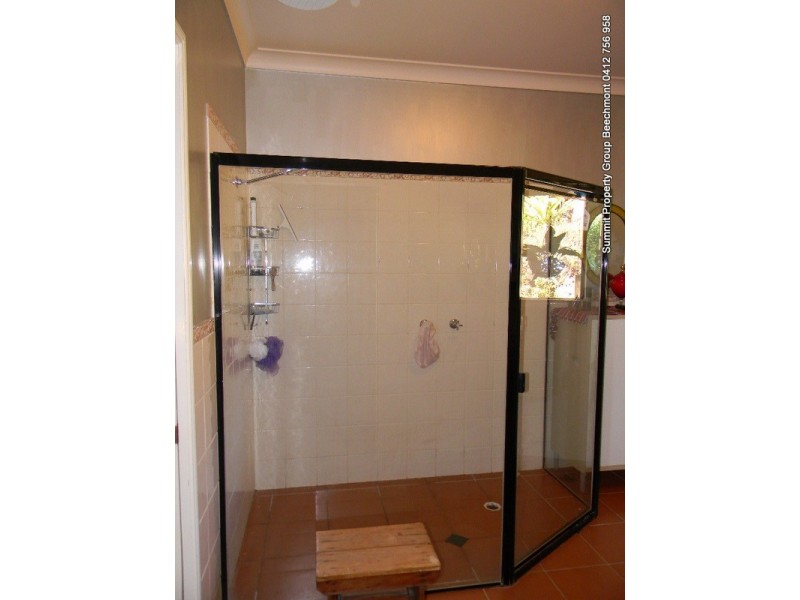 20 Doomben Ct, Beechmont QLD 4211