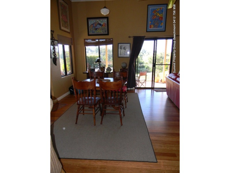 20 Doomben Ct, Beechmont QLD 4211