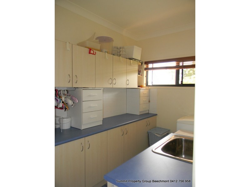 30 Farm Grove Rd, Beechmont QLD 4211