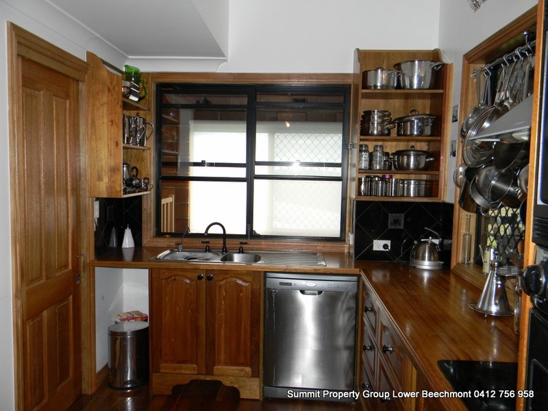 24 Outlook Ave, Lower Beechmont QLD 4211