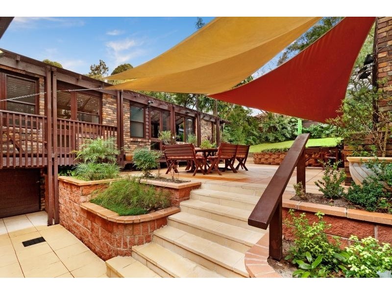 32 Covelee Circuit, Middle Cove NSW 2068
