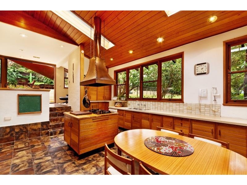 32 Covelee Circuit, Middle Cove NSW 2068