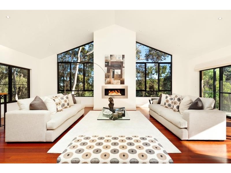 8 Barkala Road, Bayview NSW 2104