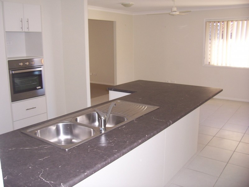 3a MCKILLOP, Rothwell QLD 4022