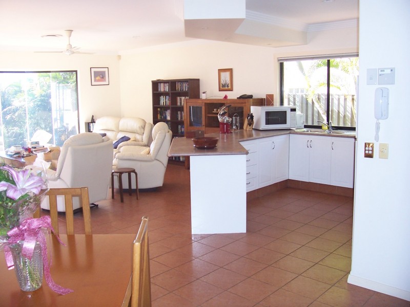 1 Crozet street, Burleigh Waters QLD 4220