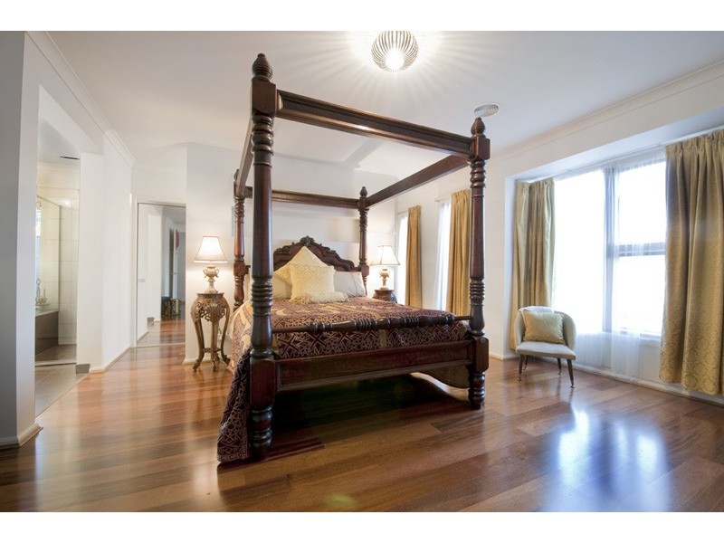 13 Gosford Road, Wyndham Vale VIC 3024