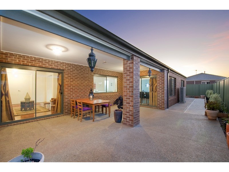 13 Gosford Road, Wyndham Vale VIC 3024