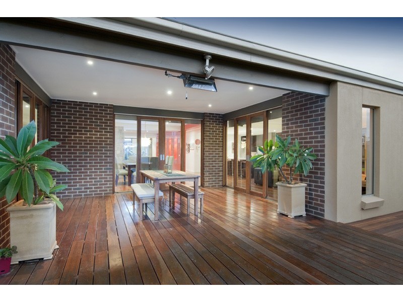 42 Ladybird Crescent, Point Cook VIC 3030