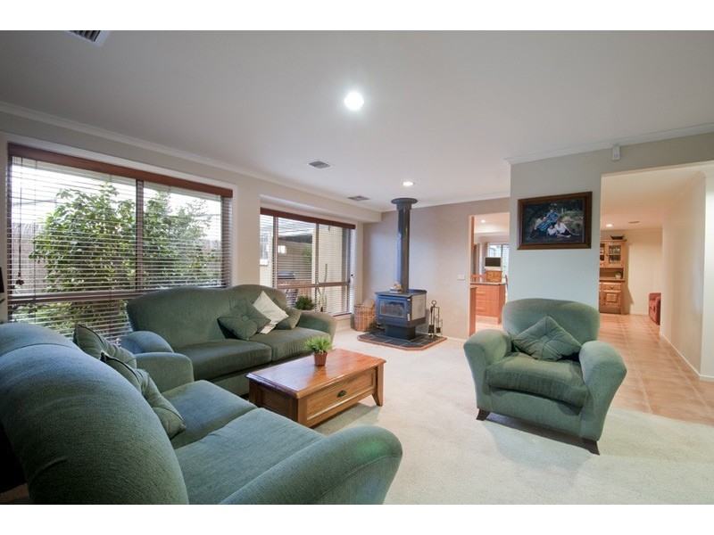 4 Citrus Close, Hoppers Crossing VIC 3029