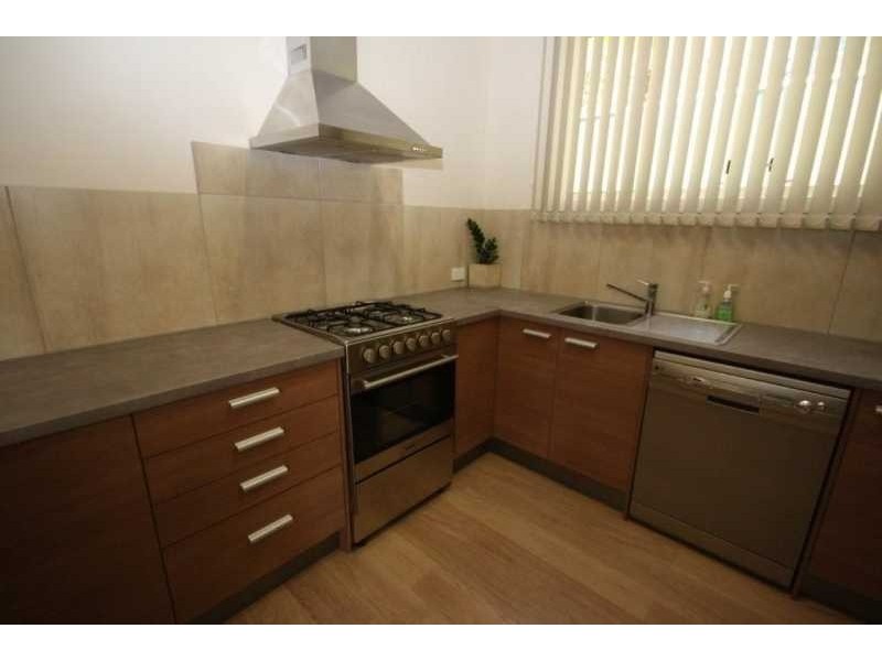 35 Florence St, Brighton QLD 4017