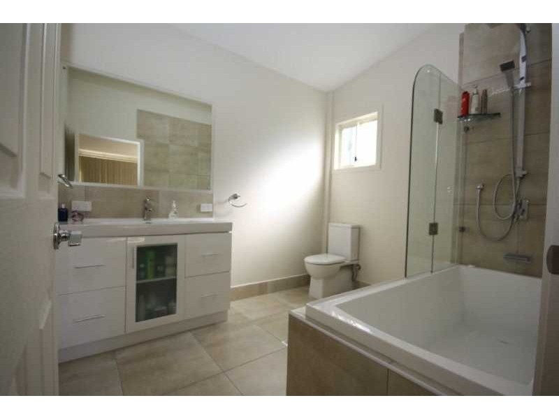 35 Florence St, Brighton QLD 4017