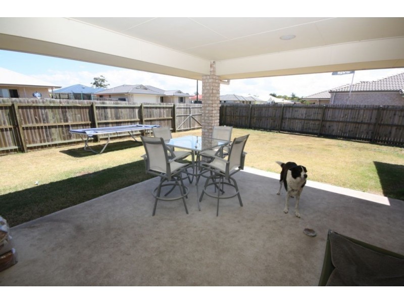 18 Tranquility Dve, Rothwell QLD 4022