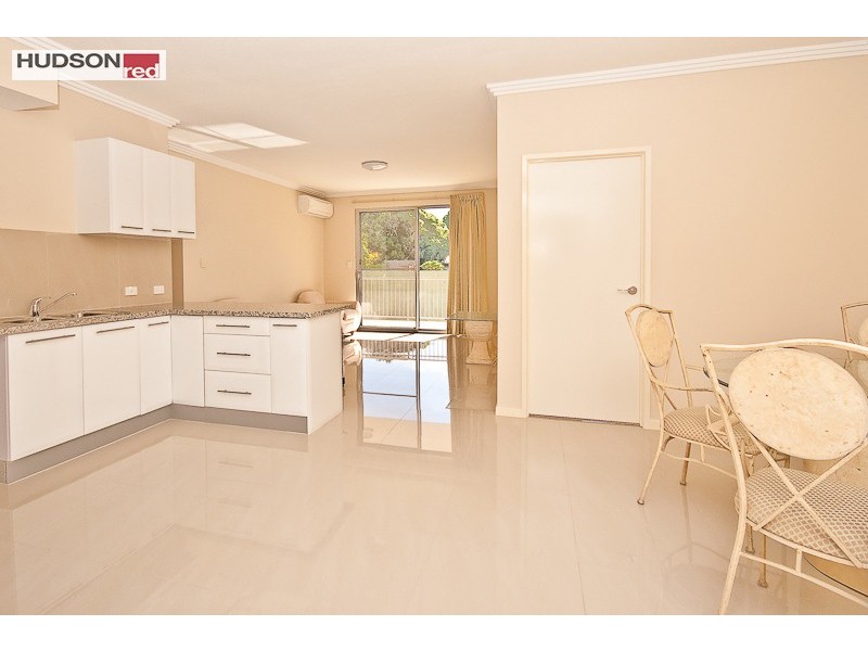 6/32 Rock Street, Scarborough QLD 4020