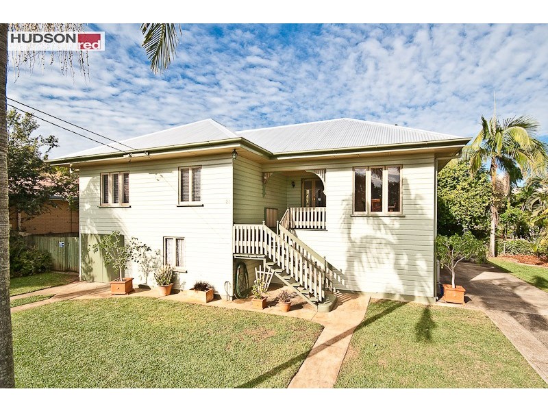 25 Jeays Street, Scarborough QLD 4020