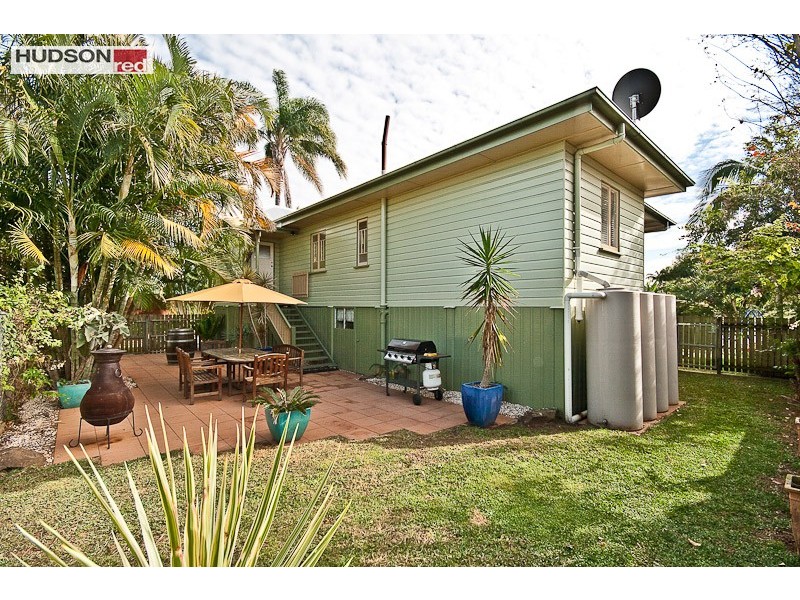 25 Jeays Street, Scarborough QLD 4020