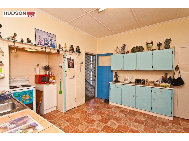 12 Manley St, Redcliffe QLD 4020