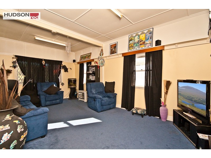 12 Manley St, Redcliffe QLD 4020